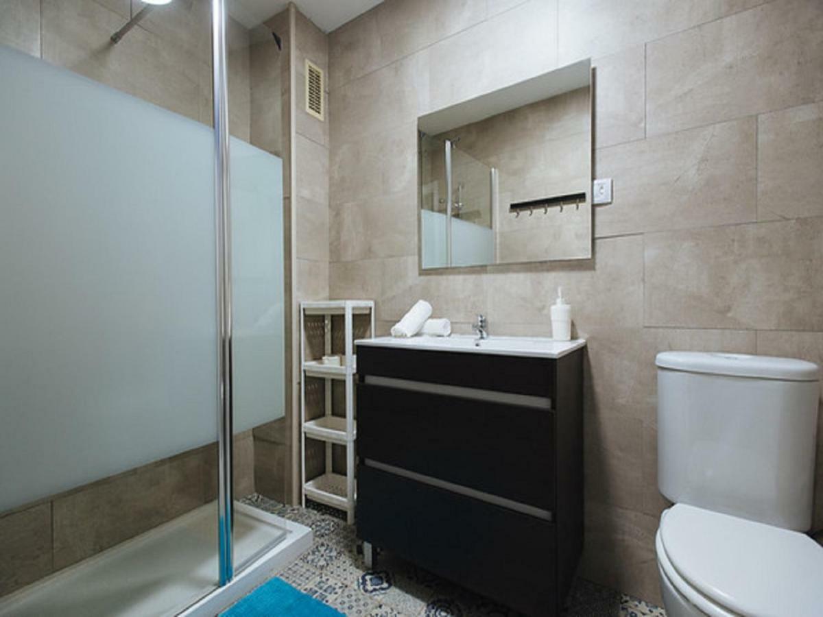 Divi Apartments Martinez Montanes Севилья Номер фото